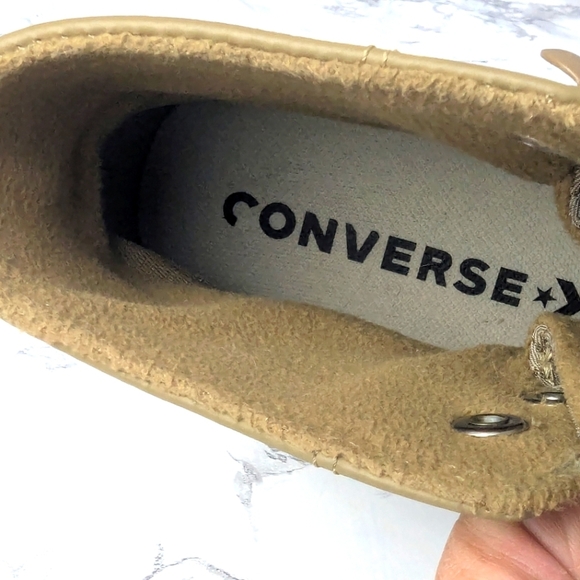 Converse All Star Chuck Taylor Lugged 2.0 Counter Climate Size 6.5 High Top